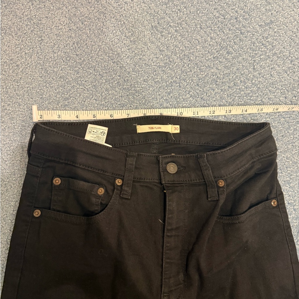Levi Strauss 726 Flare leg jeans in black host pick - Picture 7 of 8